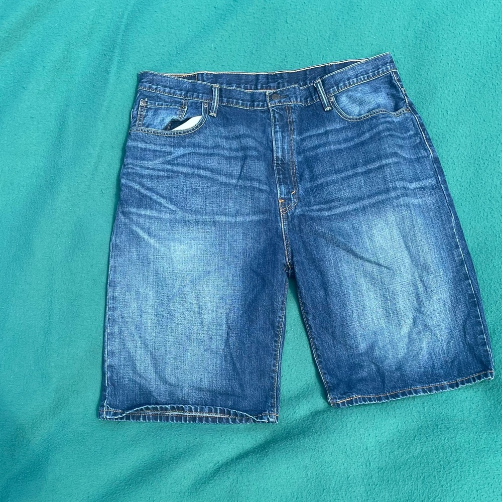 Levi’s baggy jorts